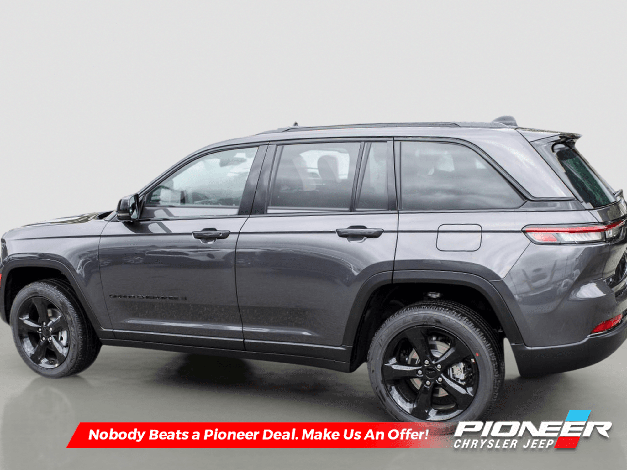 2025 Jeep Grand Cherokee Altitude - Sunroof