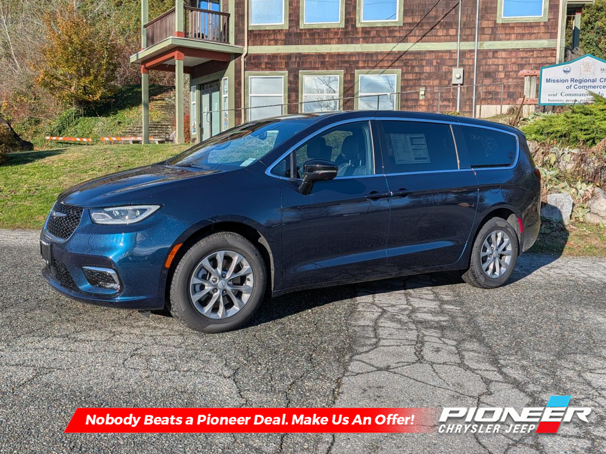 2025 Chrysler Pacifica Select AWD - Apple CarPlay