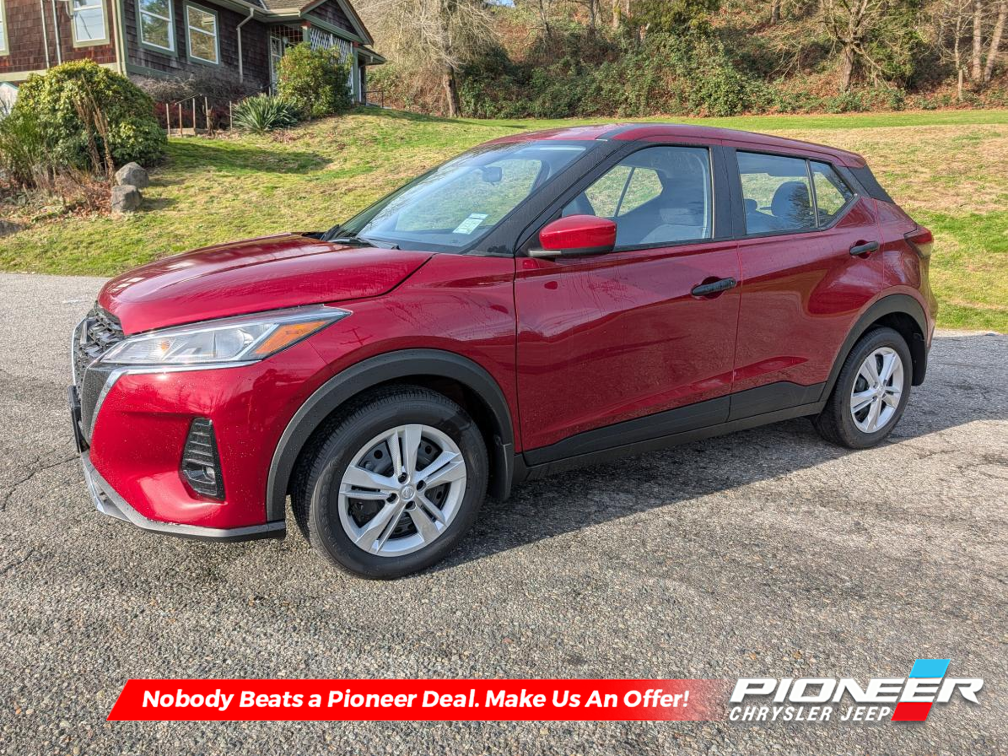 2025 Nissan Kicks Play S - Apple CarPlay - Android Auto