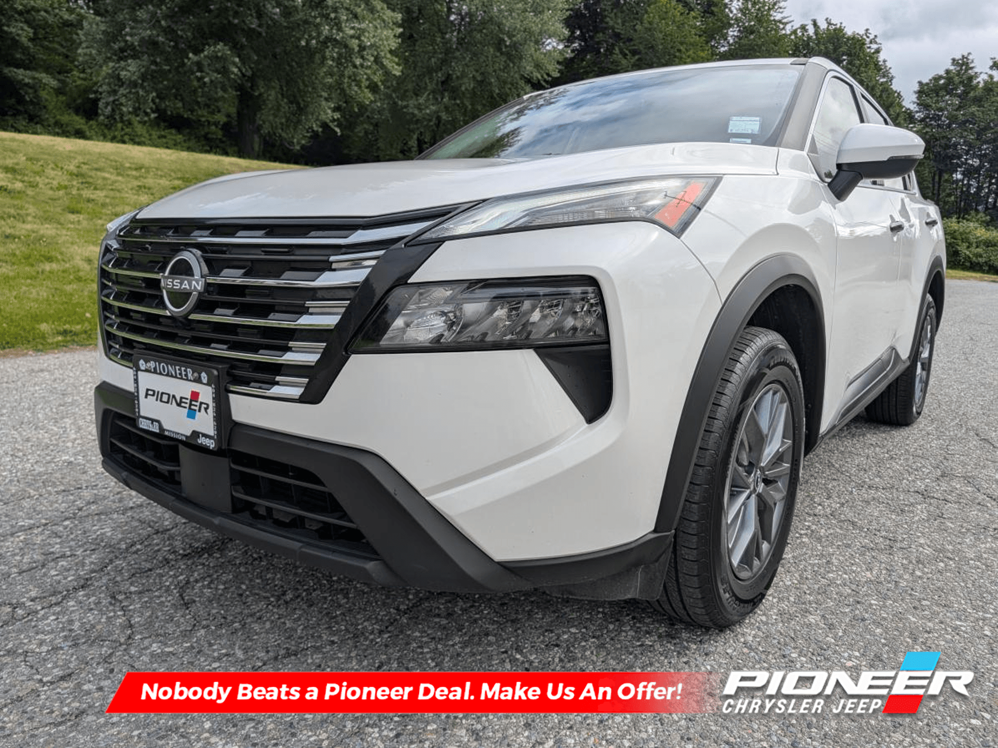 2025 Nissan Rogue S - Alloy Wheels - Heated Seats