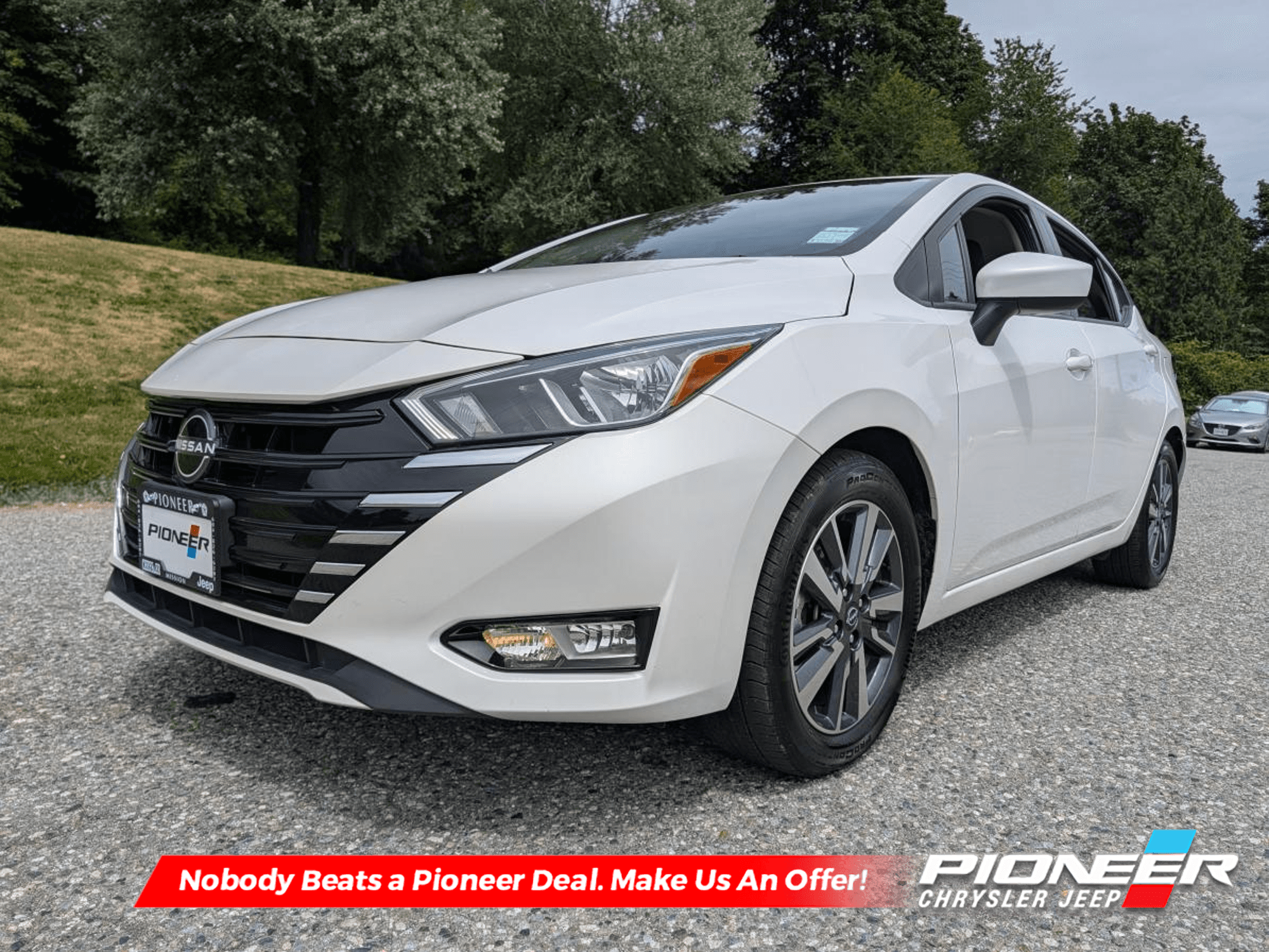 2024 Nissan Versa SV - Heated Seats - Apple CarPlay