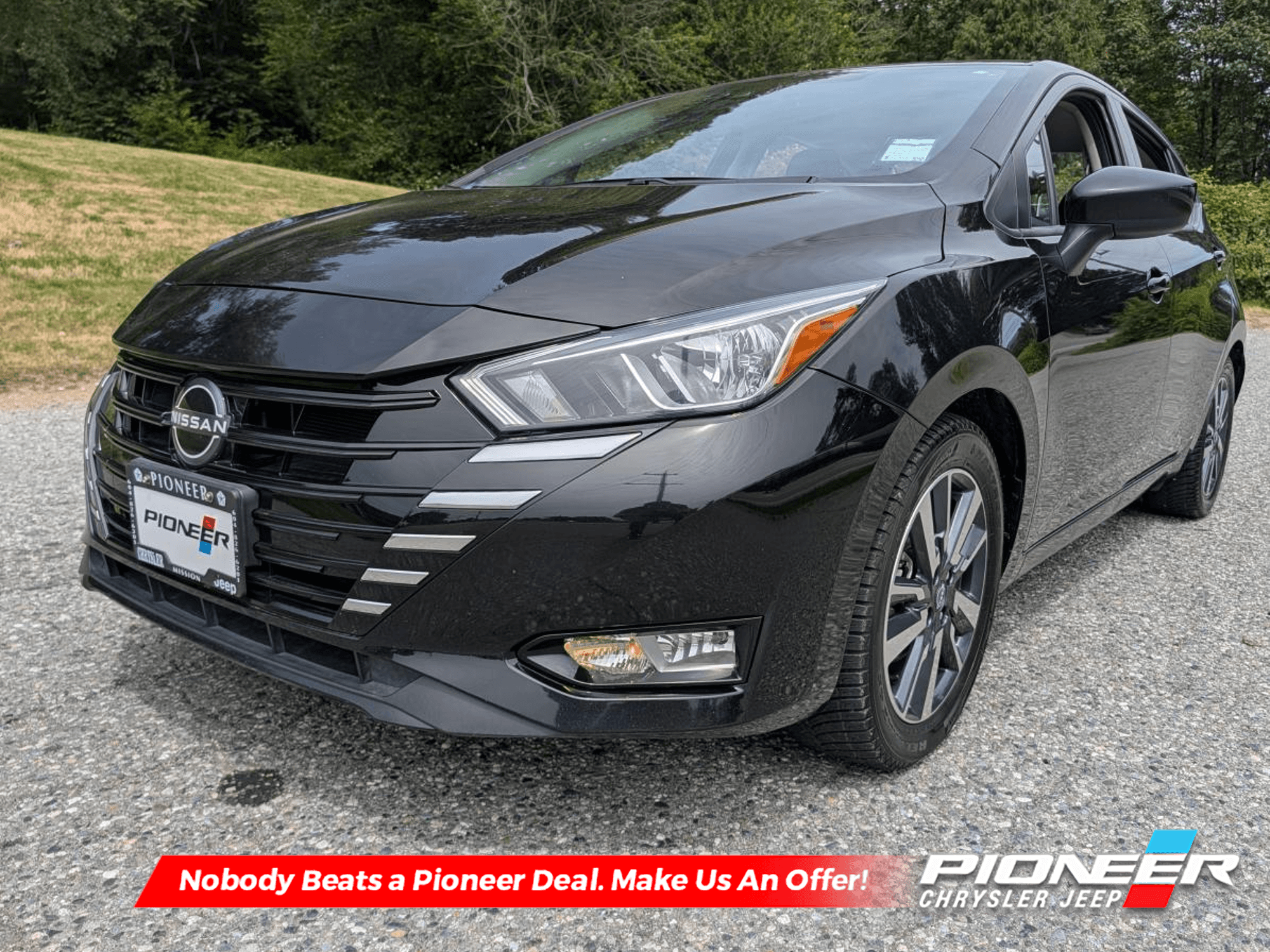 2024 Nissan Versa SV - Heated Seats - Apple CarPlay
