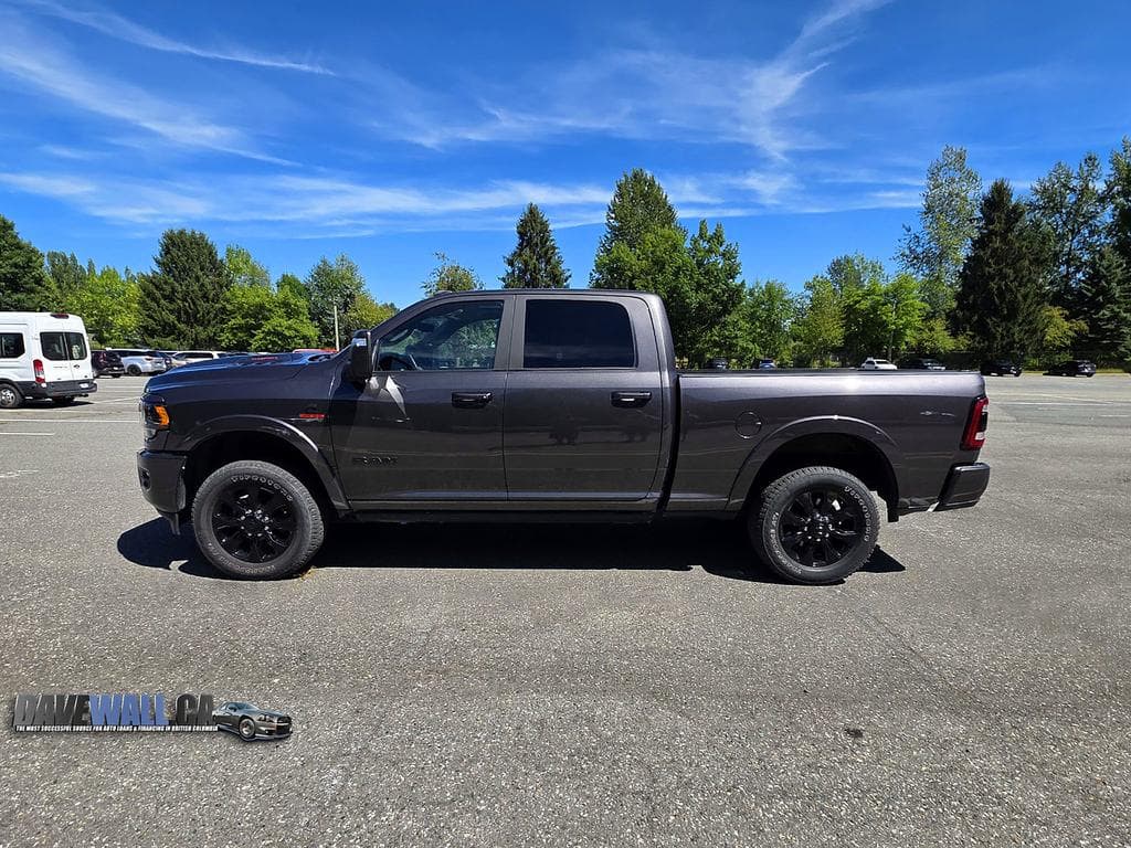 2024 Ram 3500 Limited - Night Edition - Sunroof