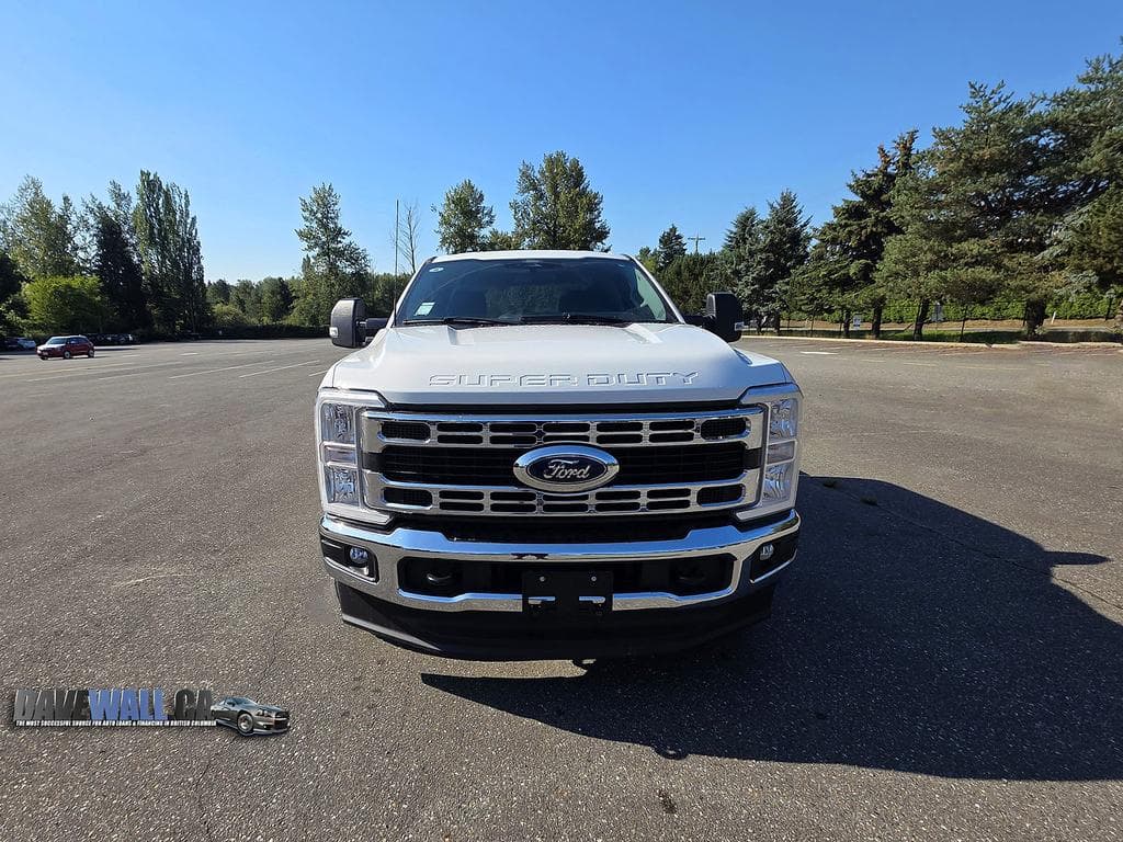2024 Ford F-350 Super Duty XLT - Aluminum Wheels