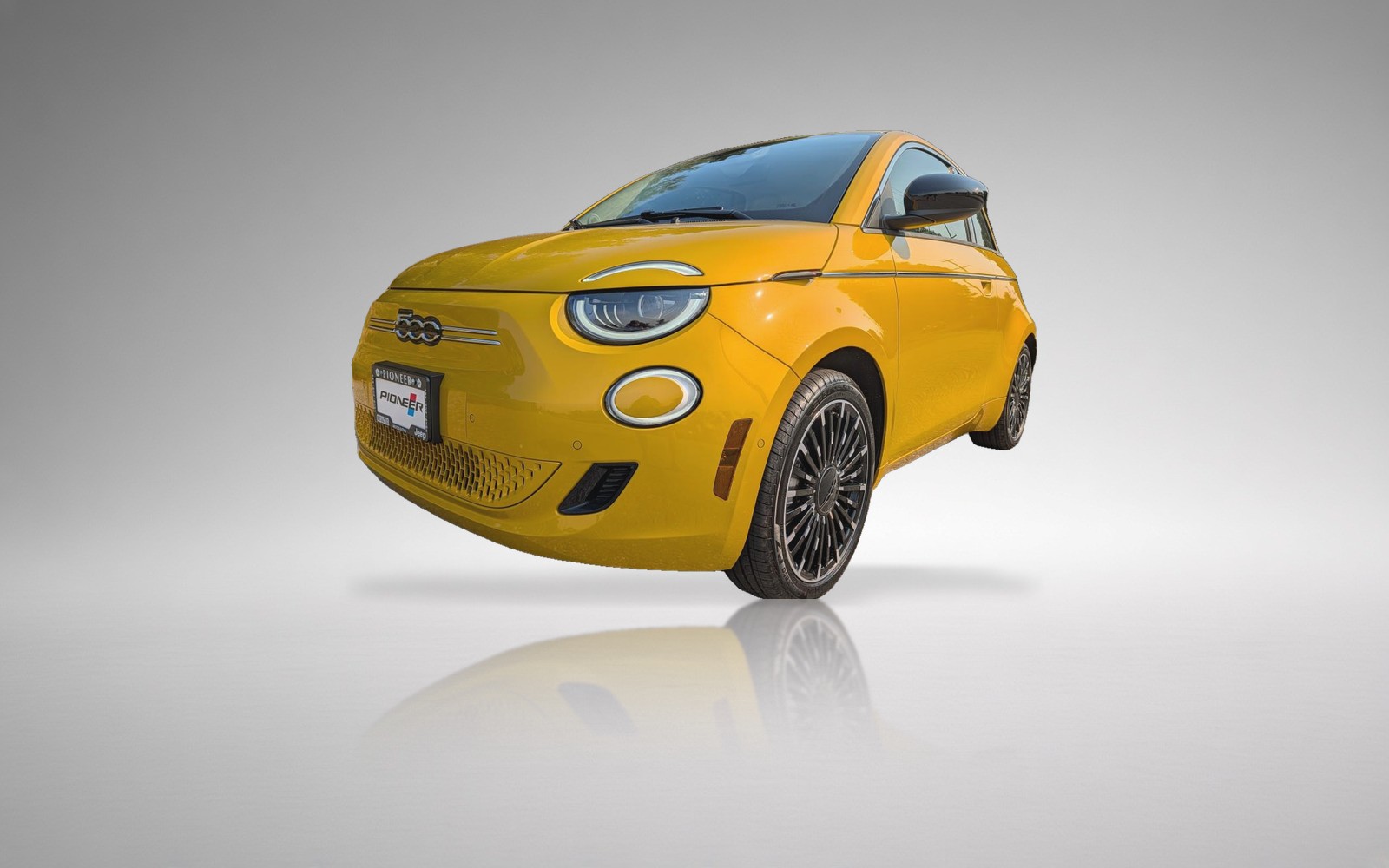 2026 Fiat 500e Icona
