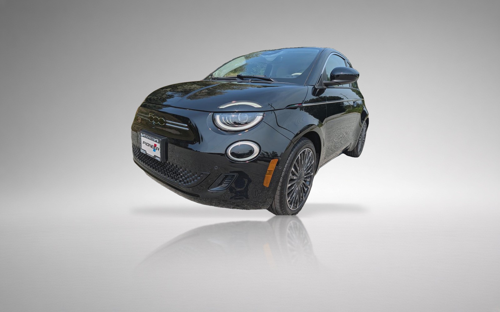 2026 Fiat 500e Icona