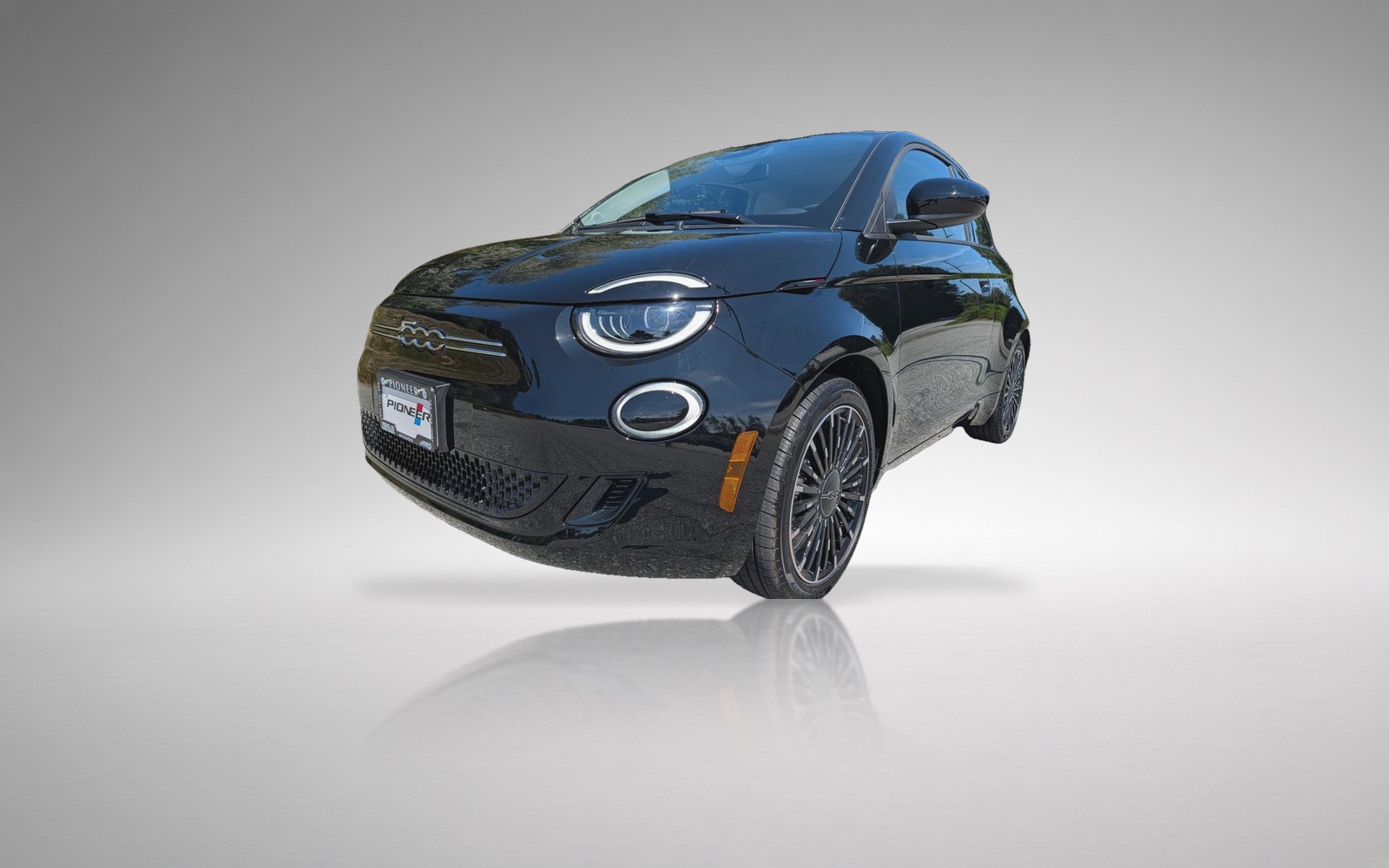 2026 Fiat 500e POP