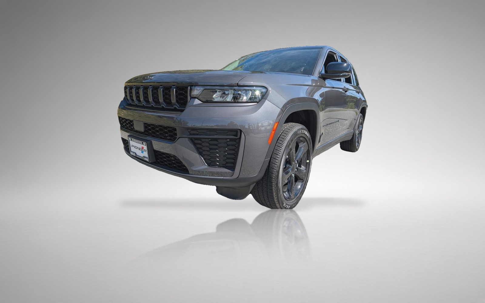 2026 Jeep Grand Cherokee Altitude - Sunroof