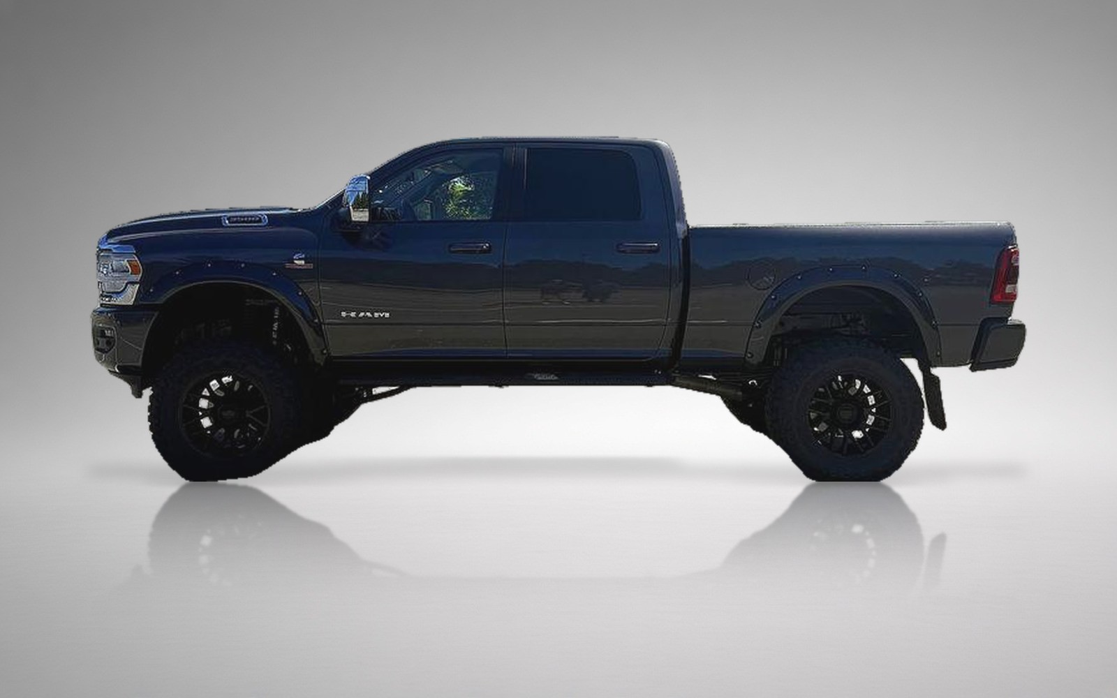 2023 RAM 3500 Laramie