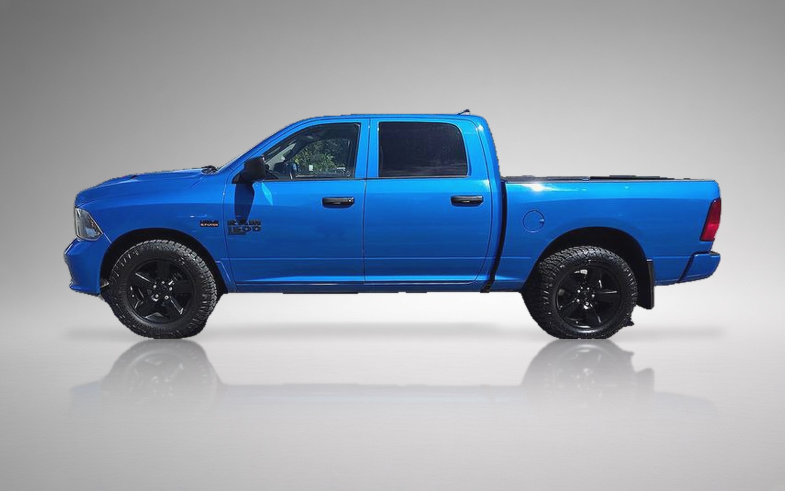 2023 RAM 1500 Classic Crewcab