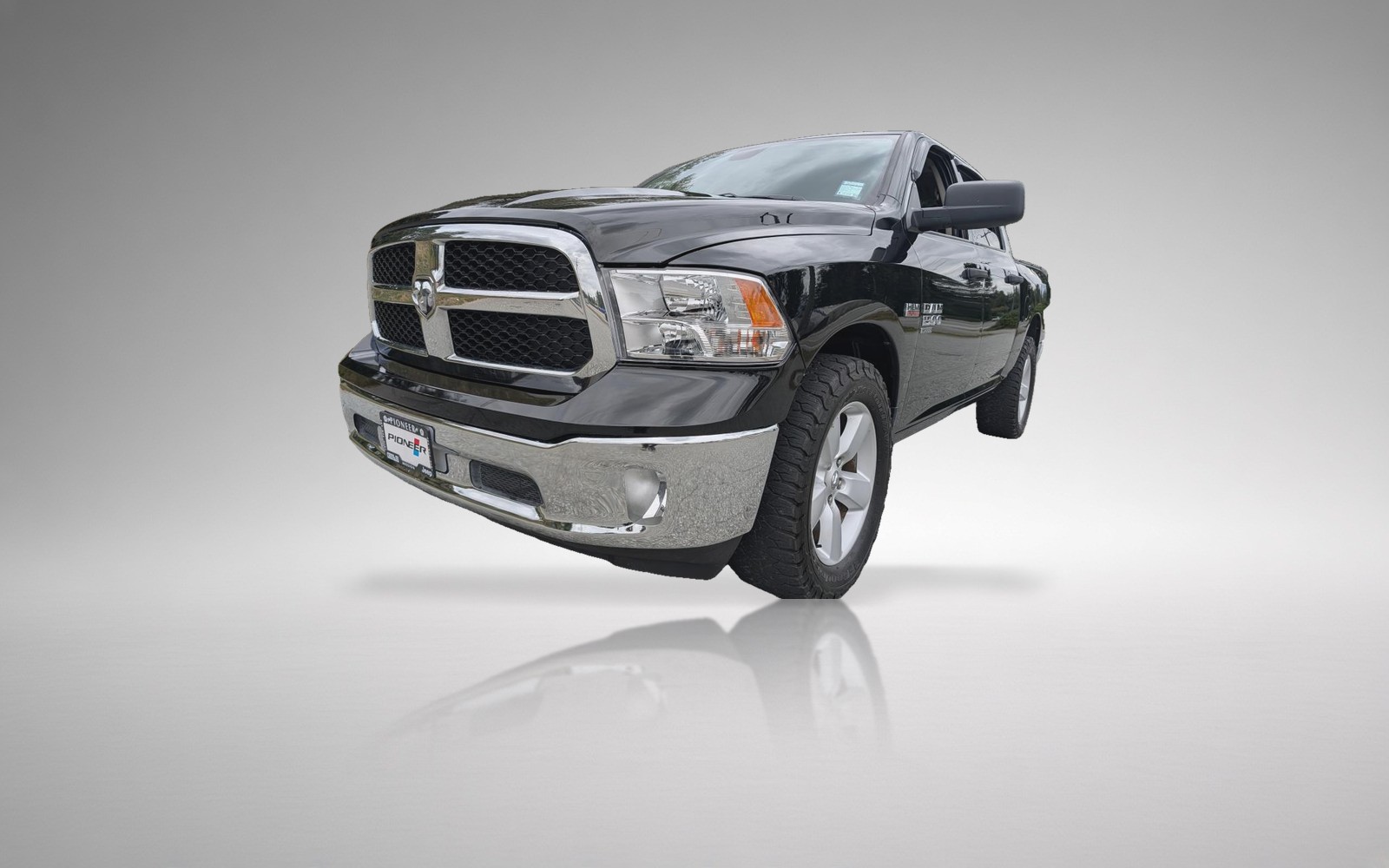2024 RAM 1500 Classic Tradesman V8 | 4x4