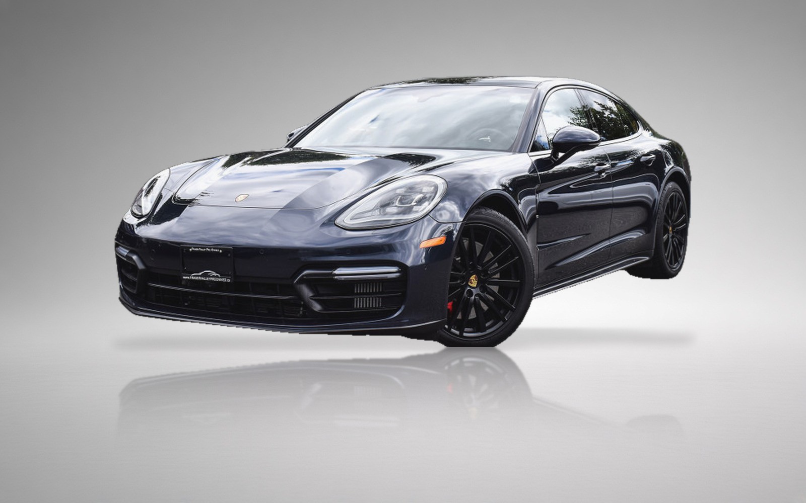 2020 Porsche Panamera GTS