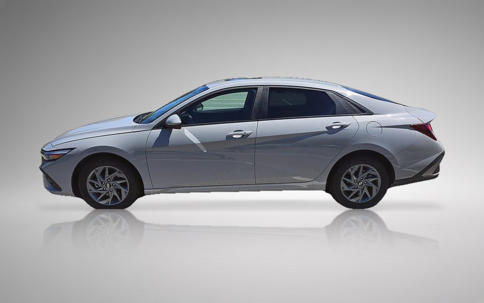 2025 Hyundai Elantra Preferred Ivt Tech