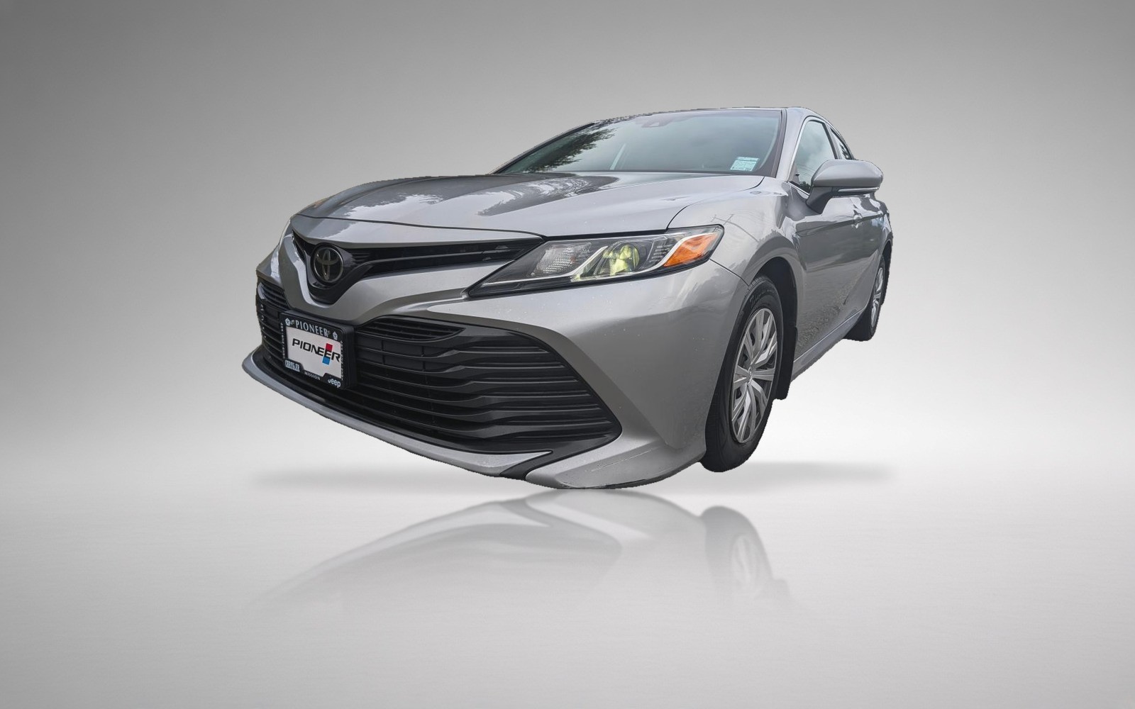 2019 Toyota Camry Le Leather