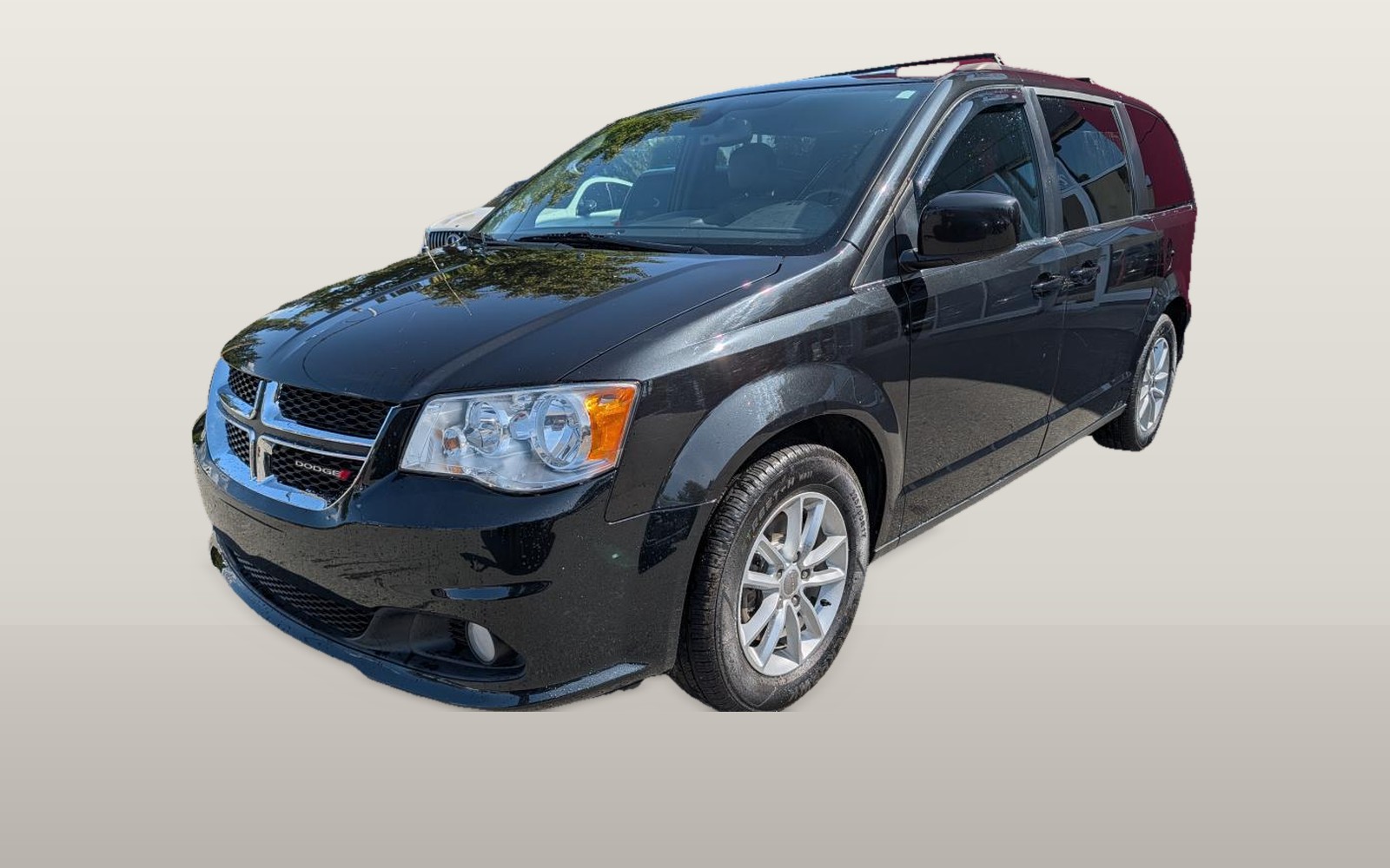 2020 Dodge Grand Caravan Premium Plus 2WD — photo 1